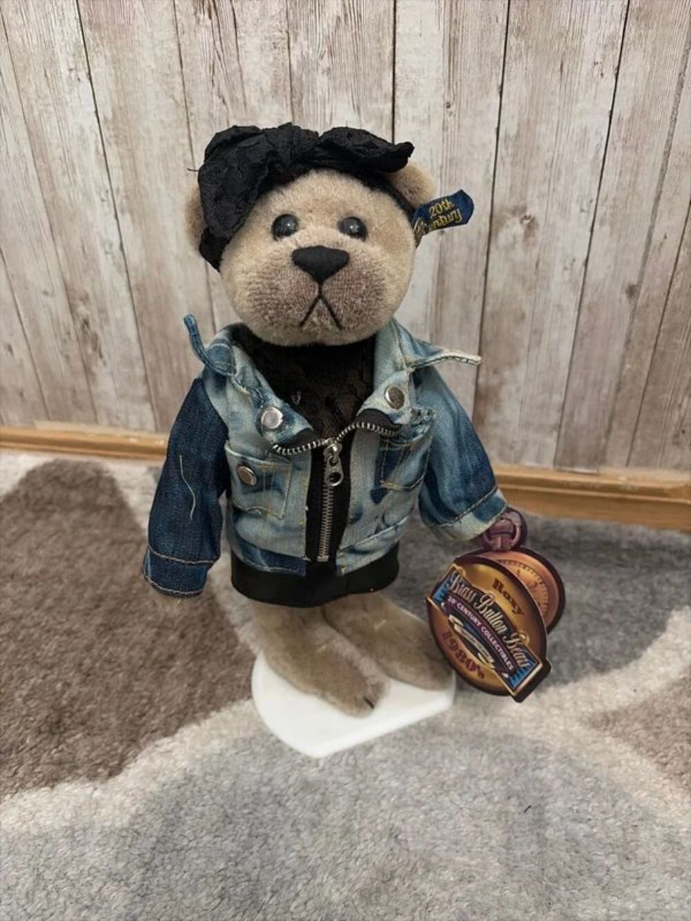 Brass Button Roxy Bear - Picture 1 of 4